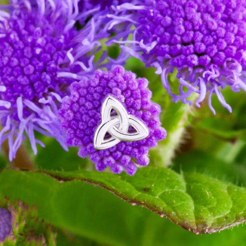 Trisna pin
